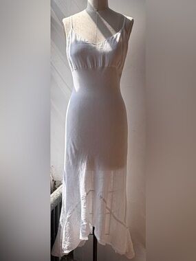 Adrienne Vittadini • White Dress